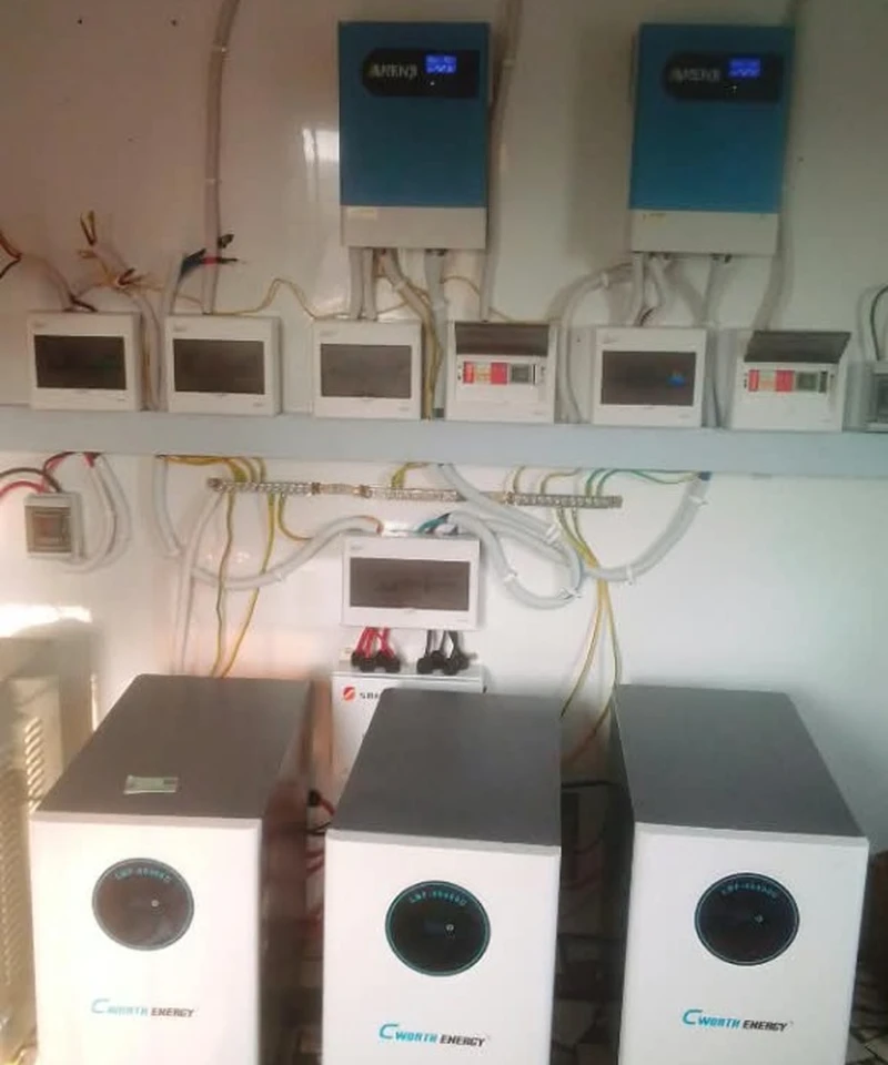 Dual inverter and 3-unit Cworth Energy lithium battery bank installation